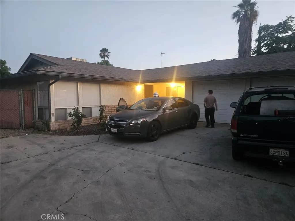 26112 Camphorwood Ave, Hemet, CA — listing photo 1