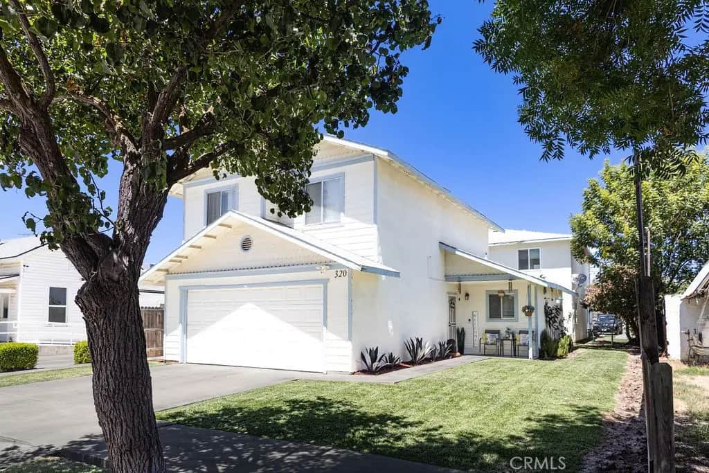320 B, Lemoore, CA — listing photo 1