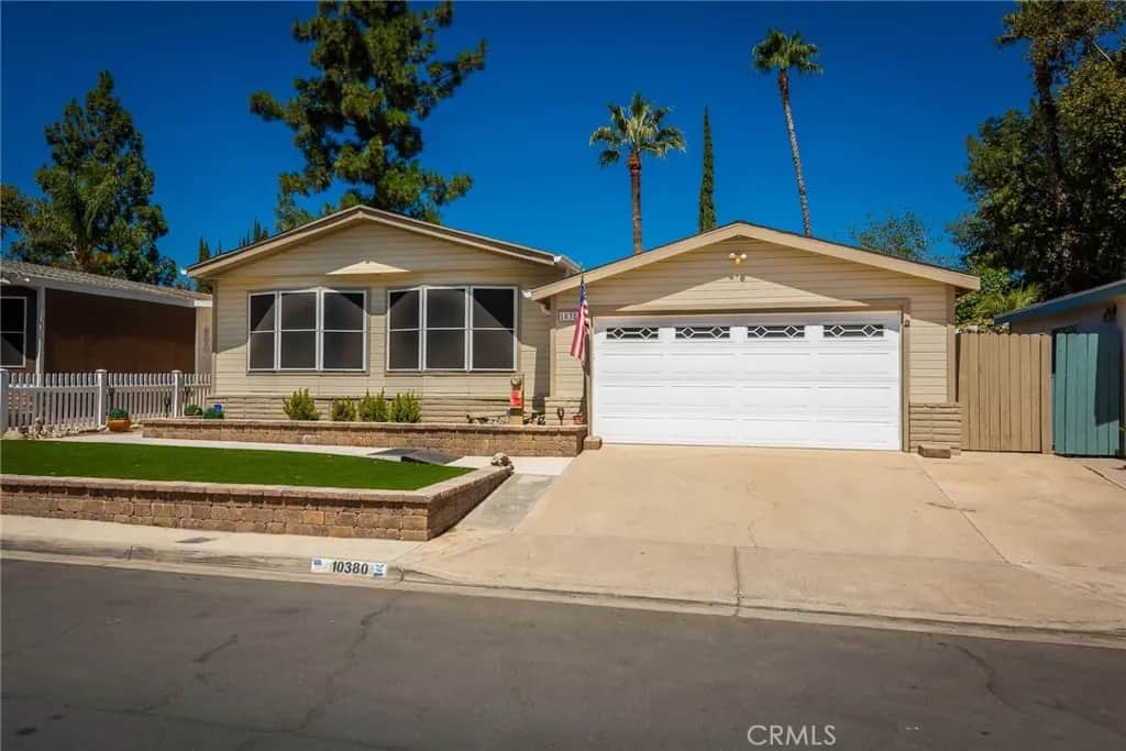 10380 Wagonroad W, Corona, CA — listing photo 1
