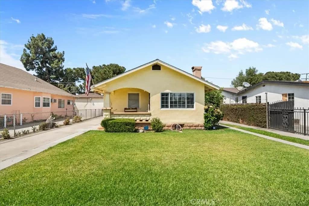 7715 Whitsett, Los Angeles, CA — listing photo 1
