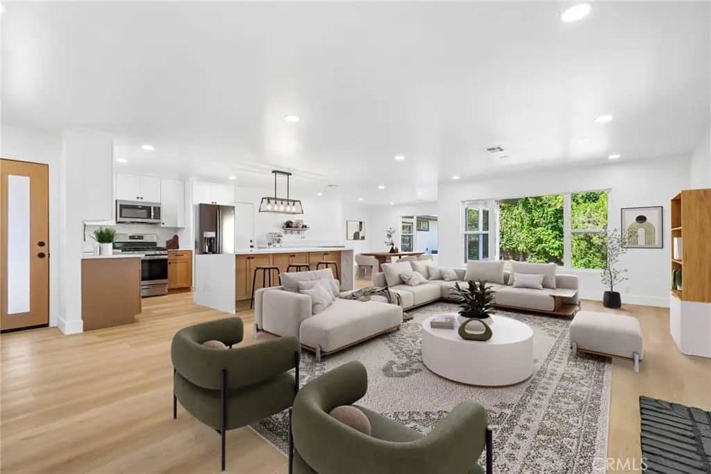 10007 Debra Ave, Granada Hills, CA — listing photo 1