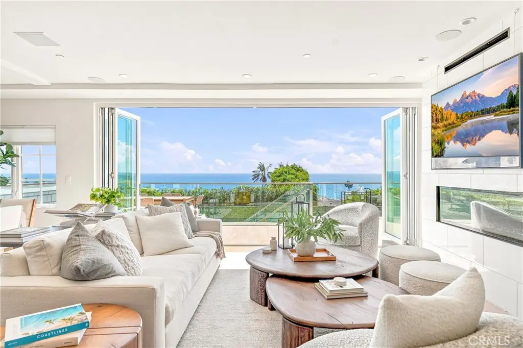Condos For Sale in Laguna Beach