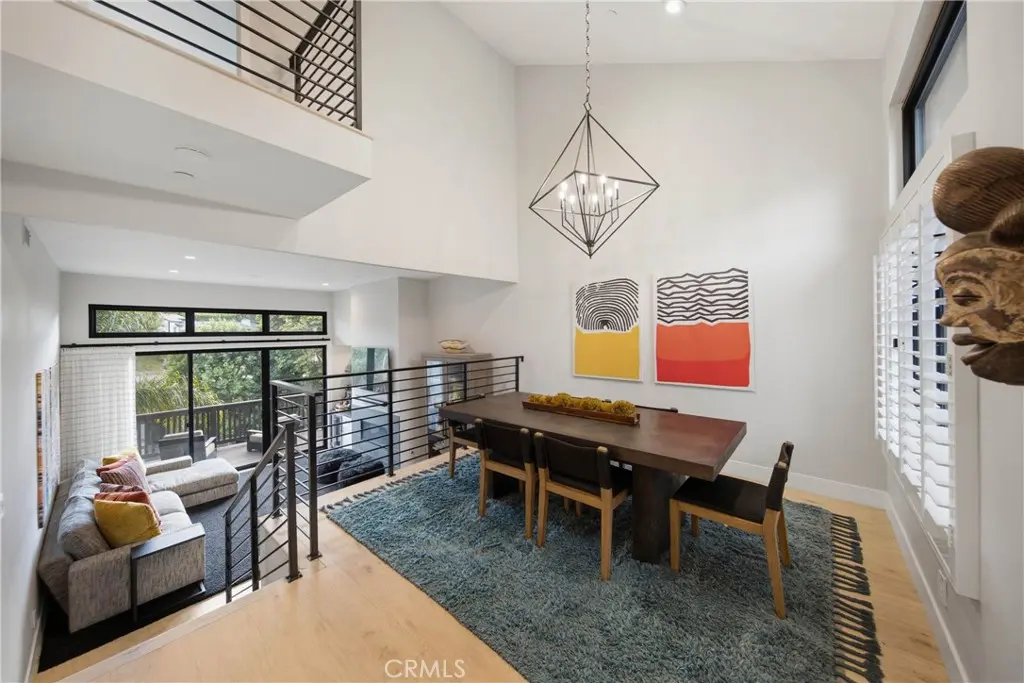 25 Canyon Island, Newport Beach, CA — listing photo 1