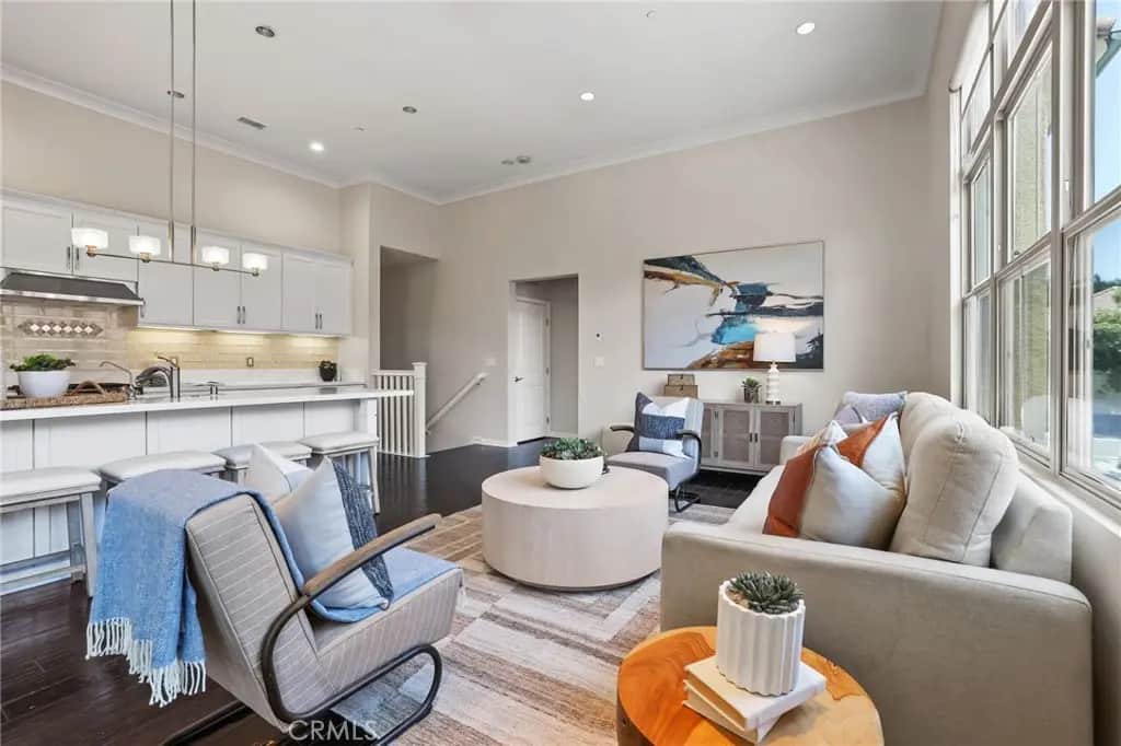 47 Mayfair, Irvine, CA — listing photo 1