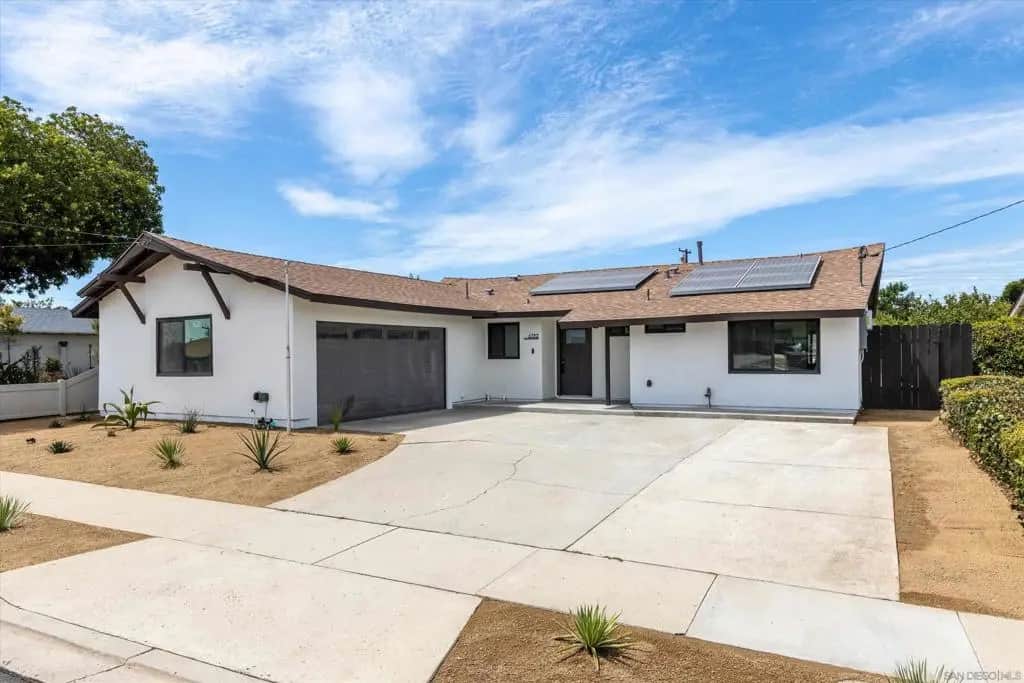 6352 Budlong Lake Ave, San Diego, CA — listing photo 1
