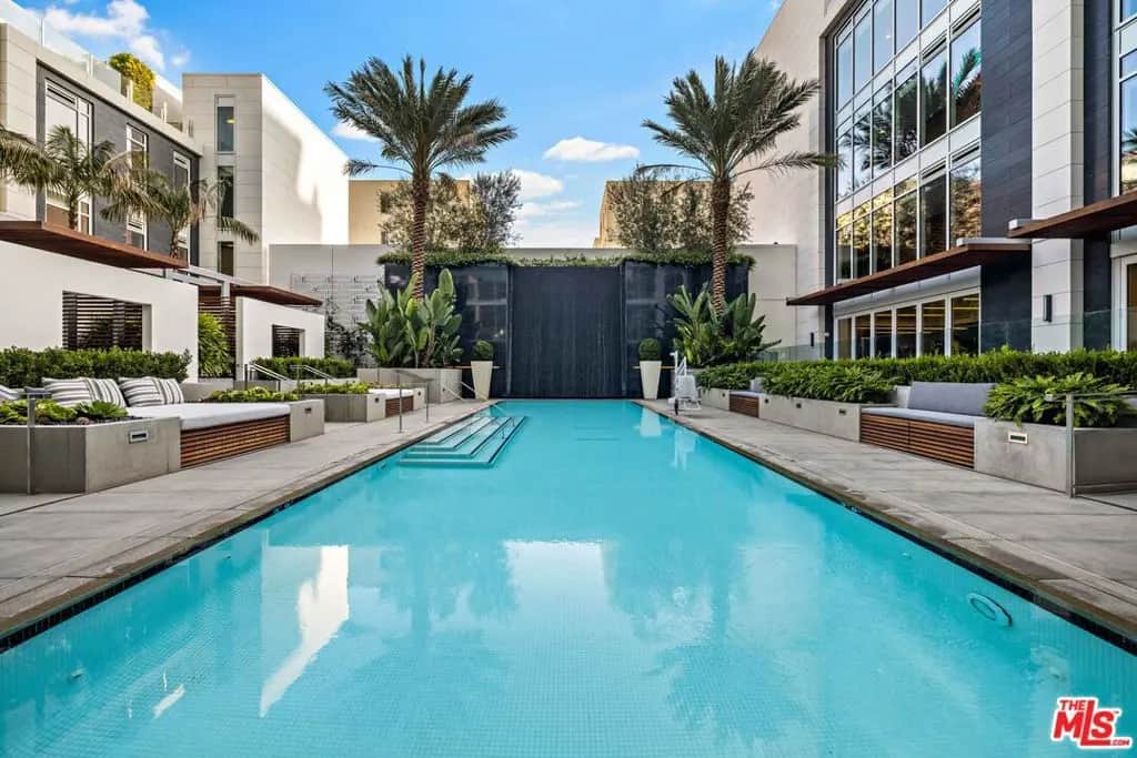 9000 W 3rd Street 304, Los Angeles, CA — listing photo 1
