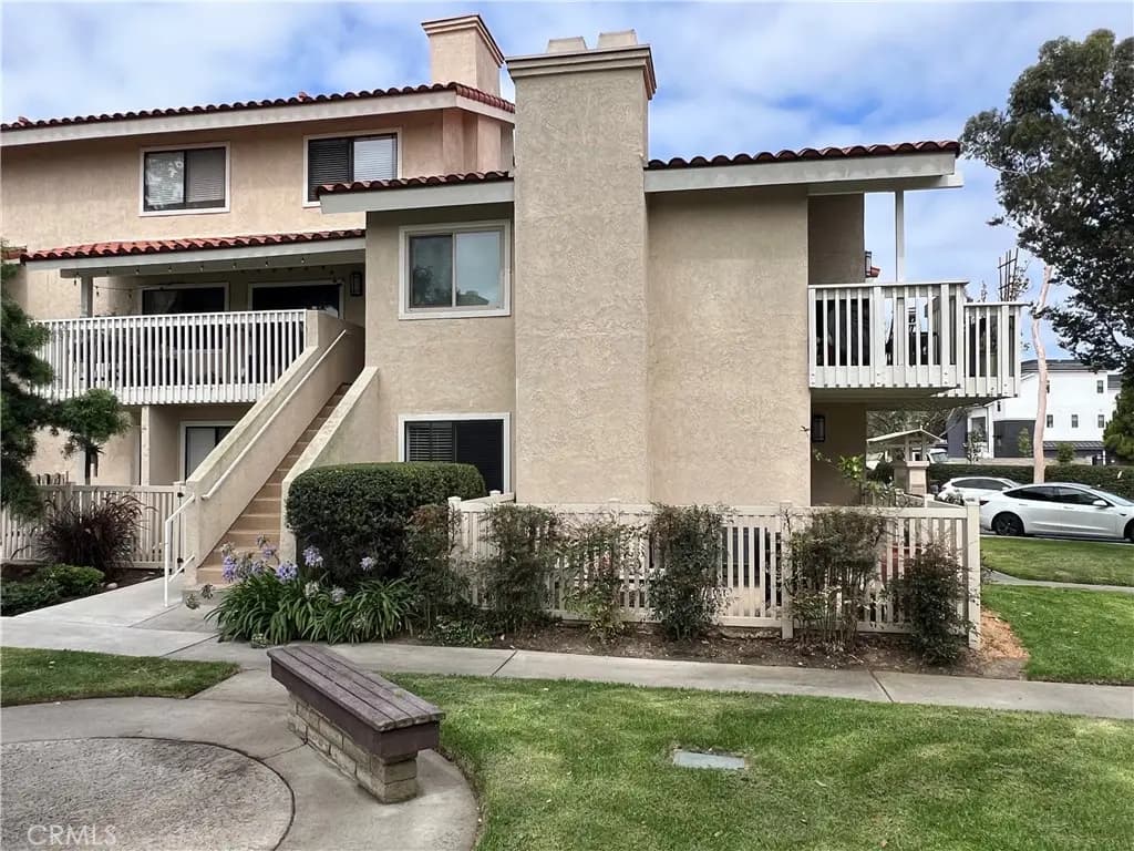 19072 Oceanport, Huntington Beach, CA — listing photo 1