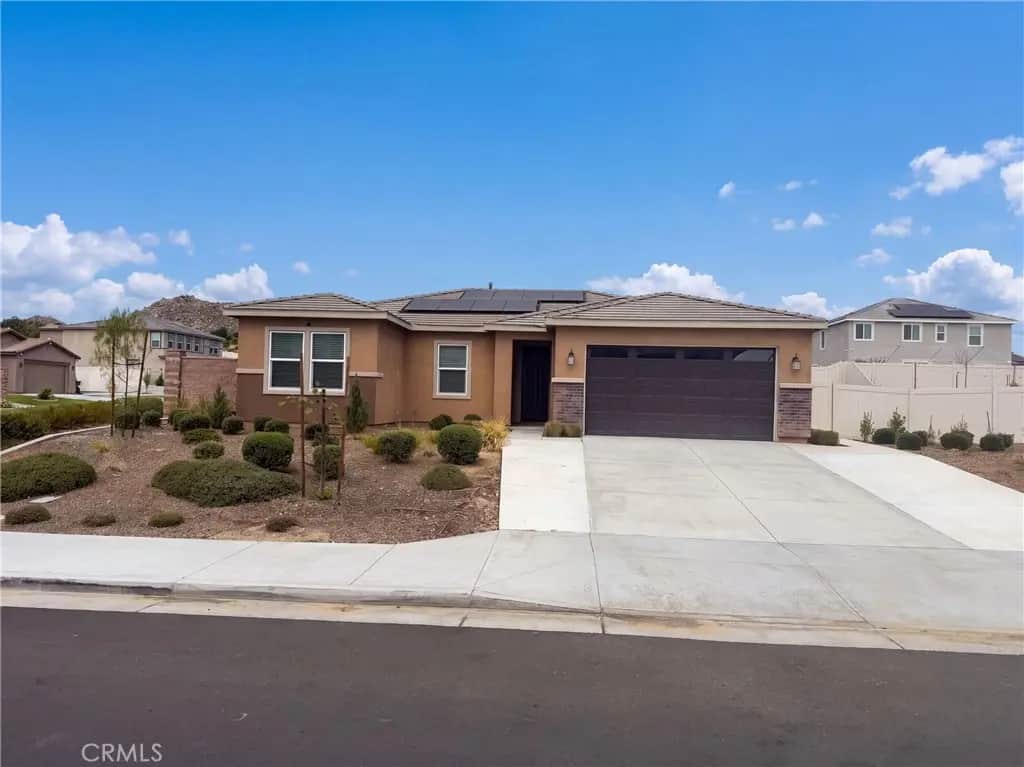 27744 Bay, Moreno Valley, CA — listing photo 1