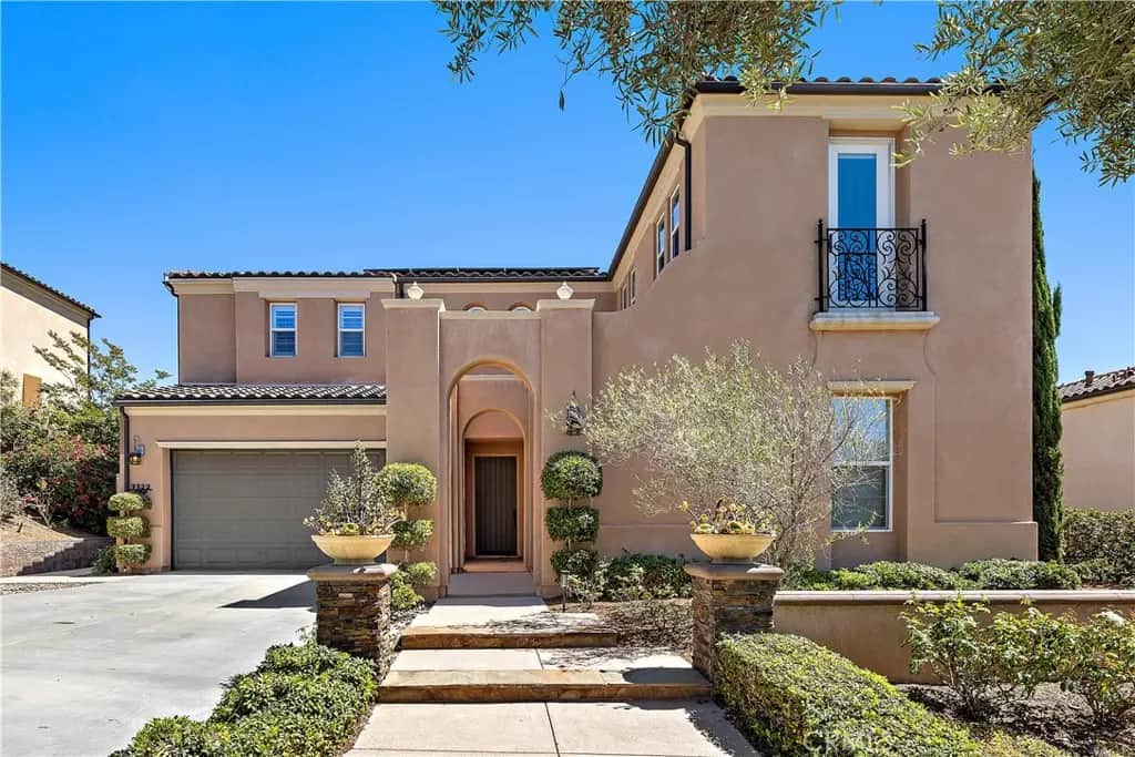 7322 Calle Pera, Carlsbad, CA — listing photo 1