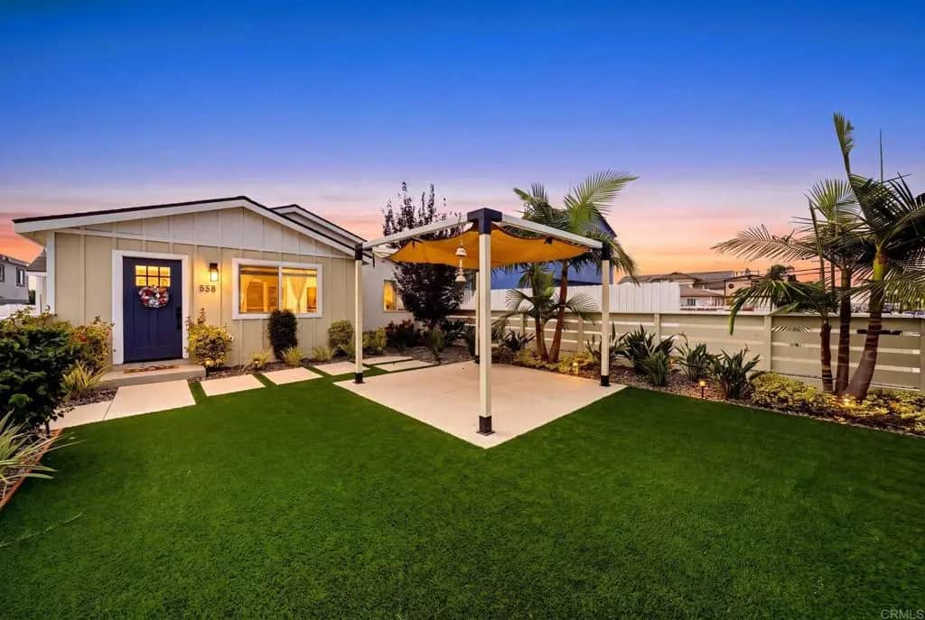 558 11th St, Imperial Beach, CA — listing photo 1