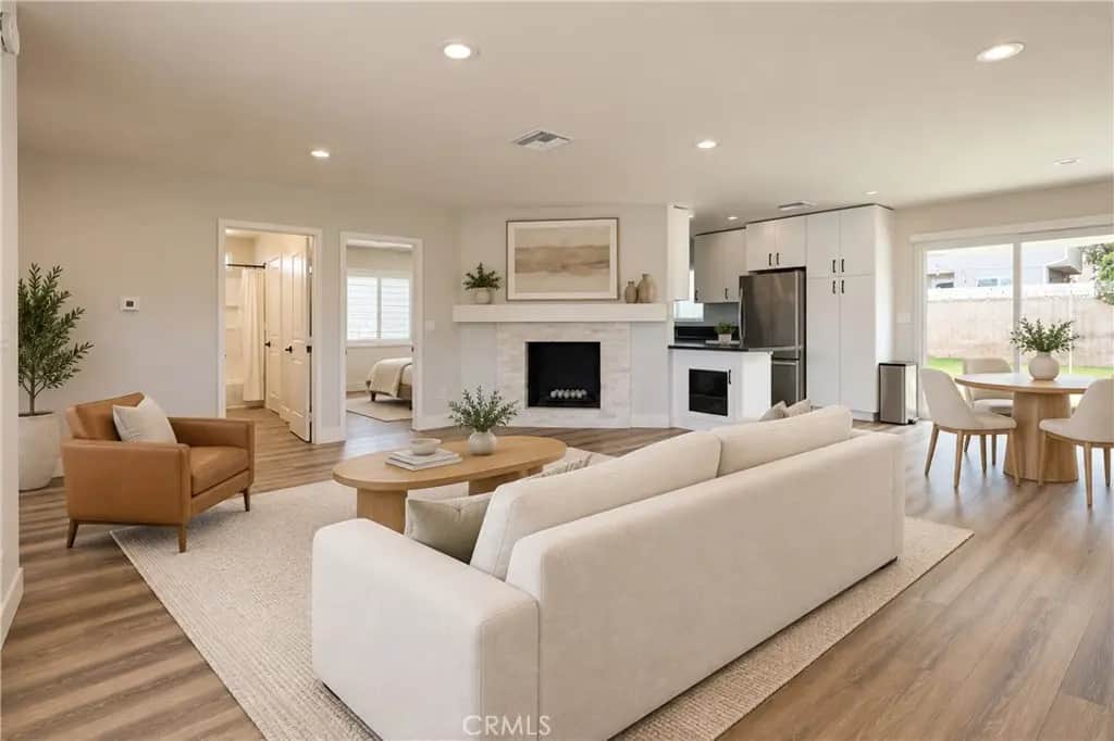 315 University Drive, Costa Mesa, CA — listing photo 1