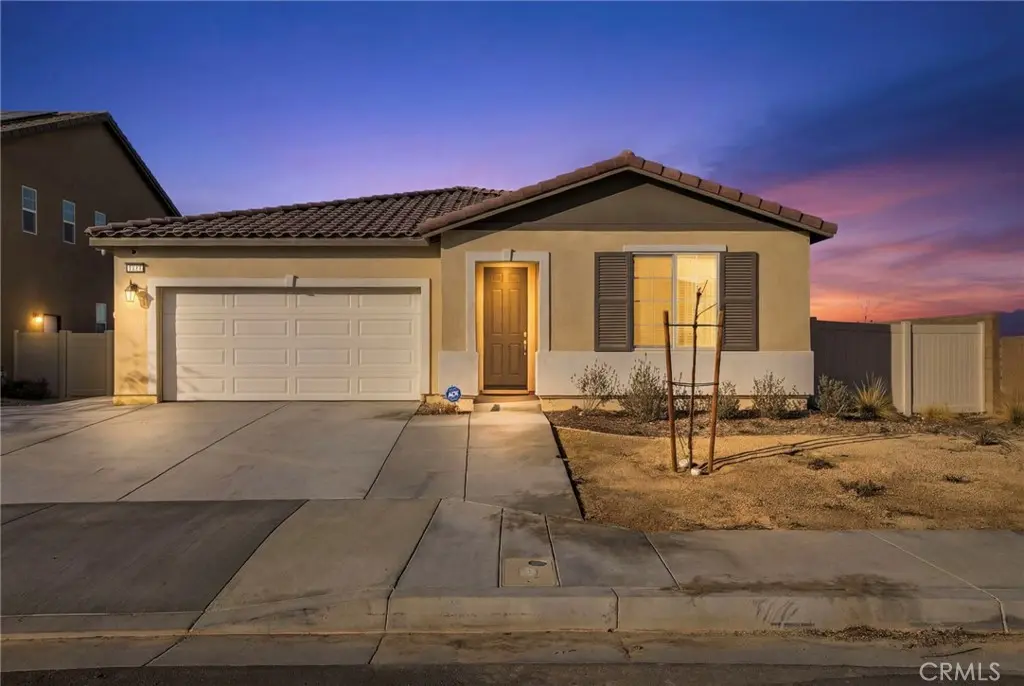 2125 E Jackman, Lancaster, CA — listing photo 1