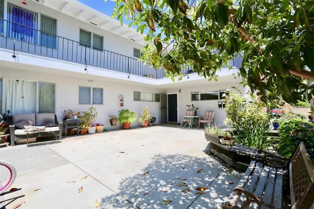 291 Cypress Drive 4, Laguna Beach, CA — listing photo 1