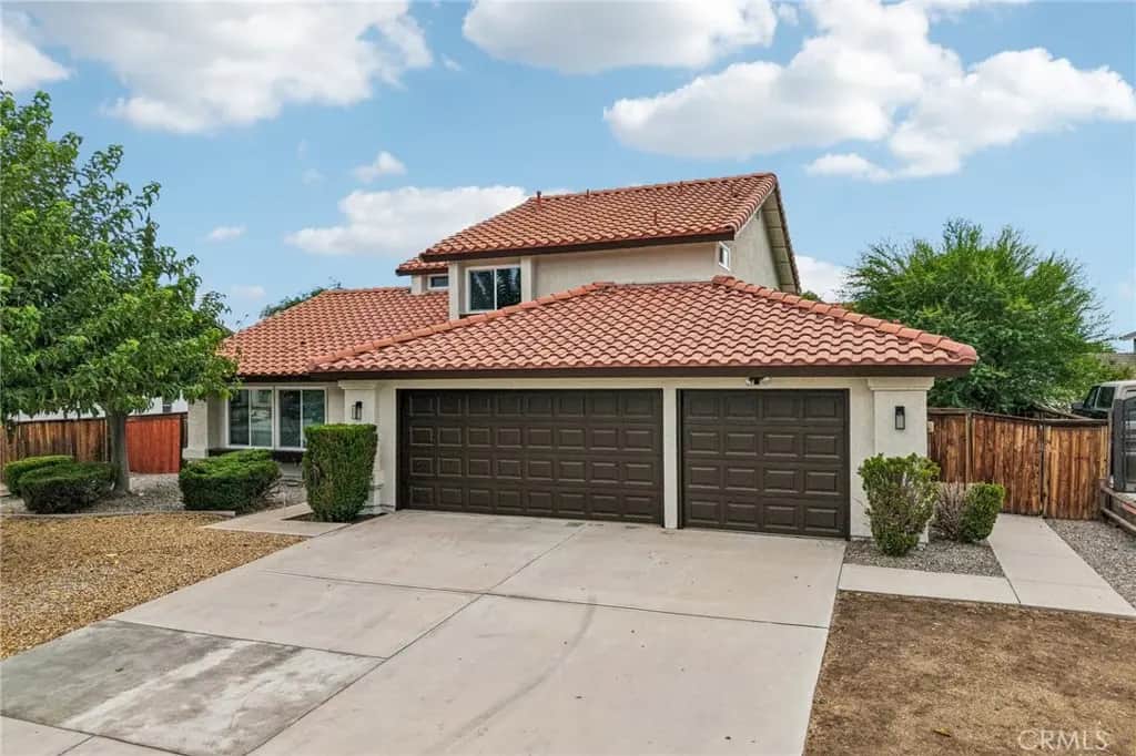 12549 Cobalt Road, Victorville, CA — listing photo 1