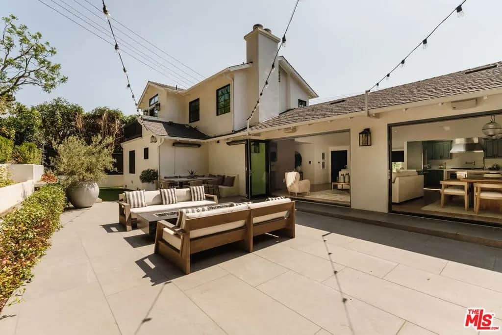 252 N Kenter Avenue, Los Angeles, CA — listing photo 1