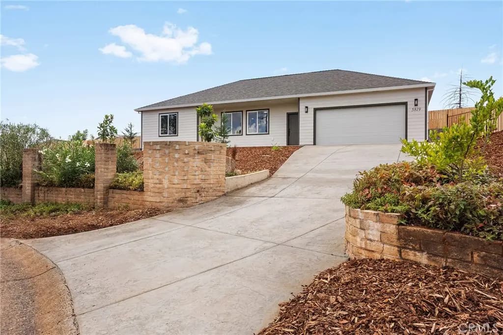 5819 Golden Oaks Road, Paradise, CA — listing photo 1