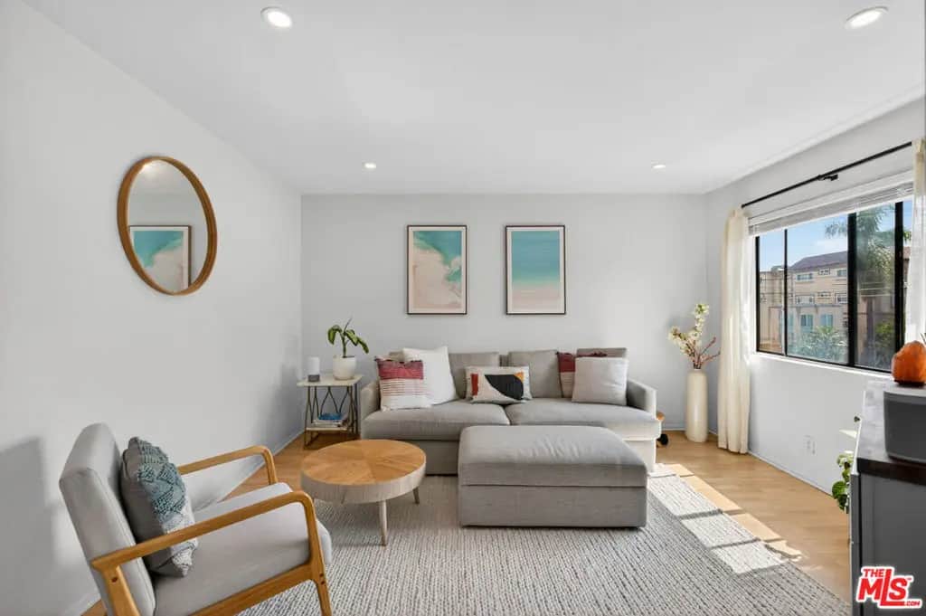 9313 National Boulevard 204, Los Angeles, CA — listing photo 1