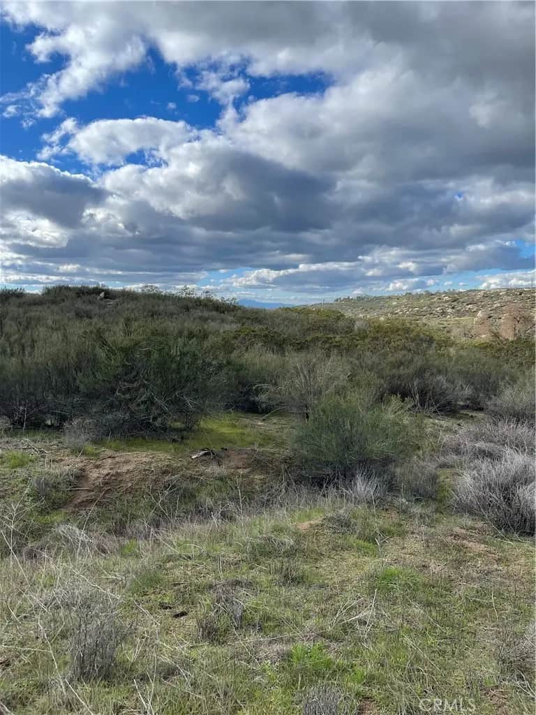 44381 Endor Lane, Hemet, CA — listing photo 1