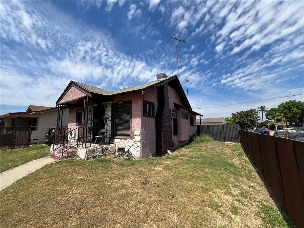 1201 W 71st, Los Angeles, CA — listing photo 1