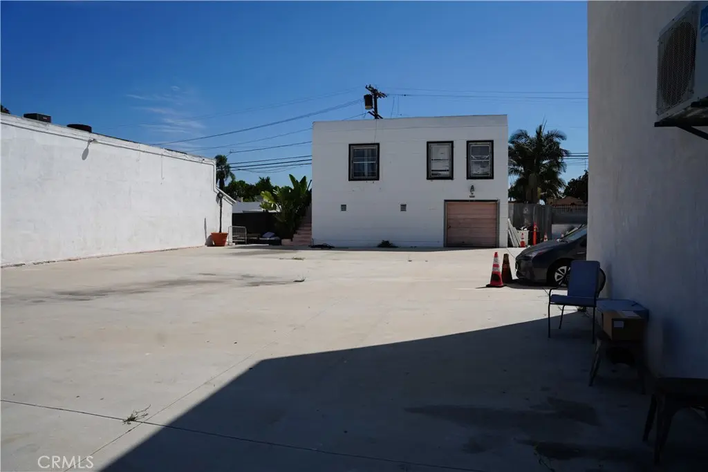 7500 S Western Ave, Los Angeles, CA — listing photo 1