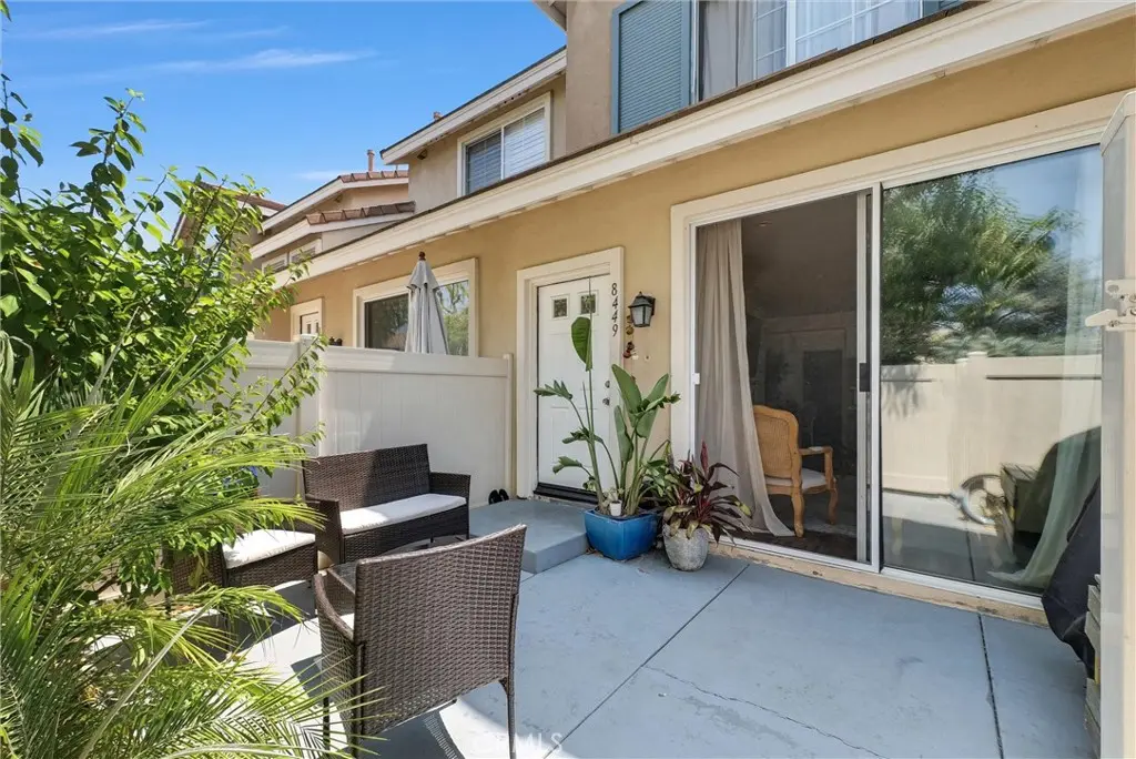 8449 E Arrowhead Way, Anaheim Hills, CA — listing photo 1