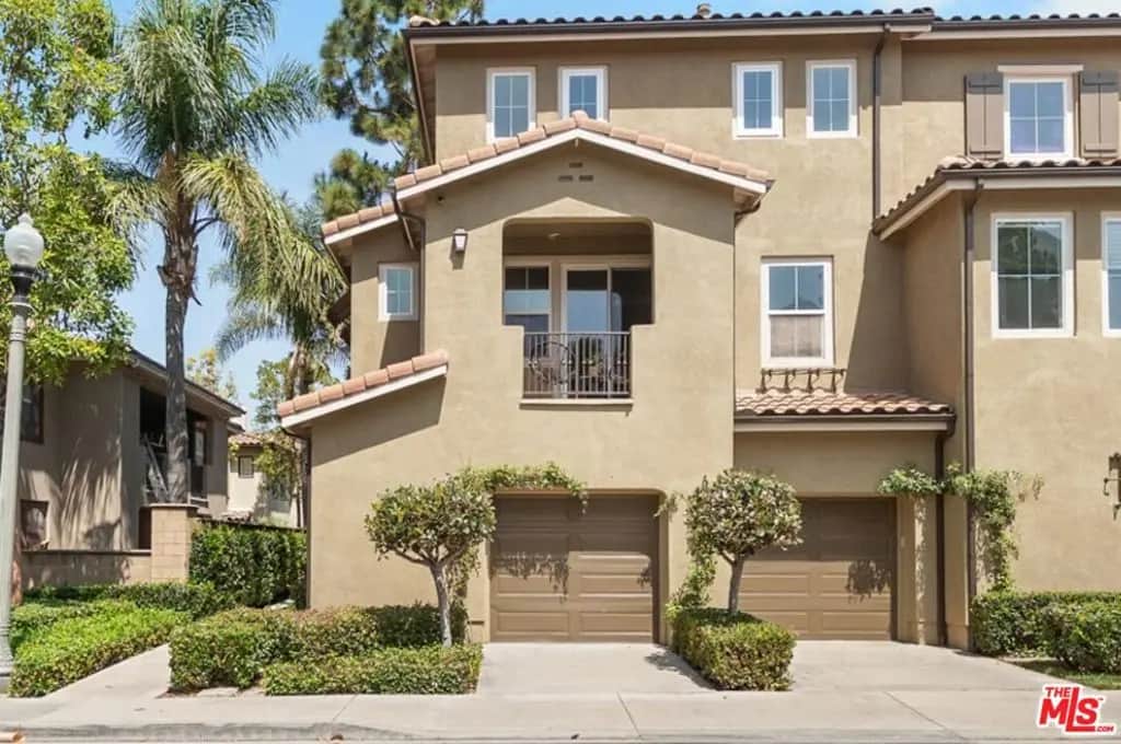 270 Lockford, Irvine, CA — listing photo 1
