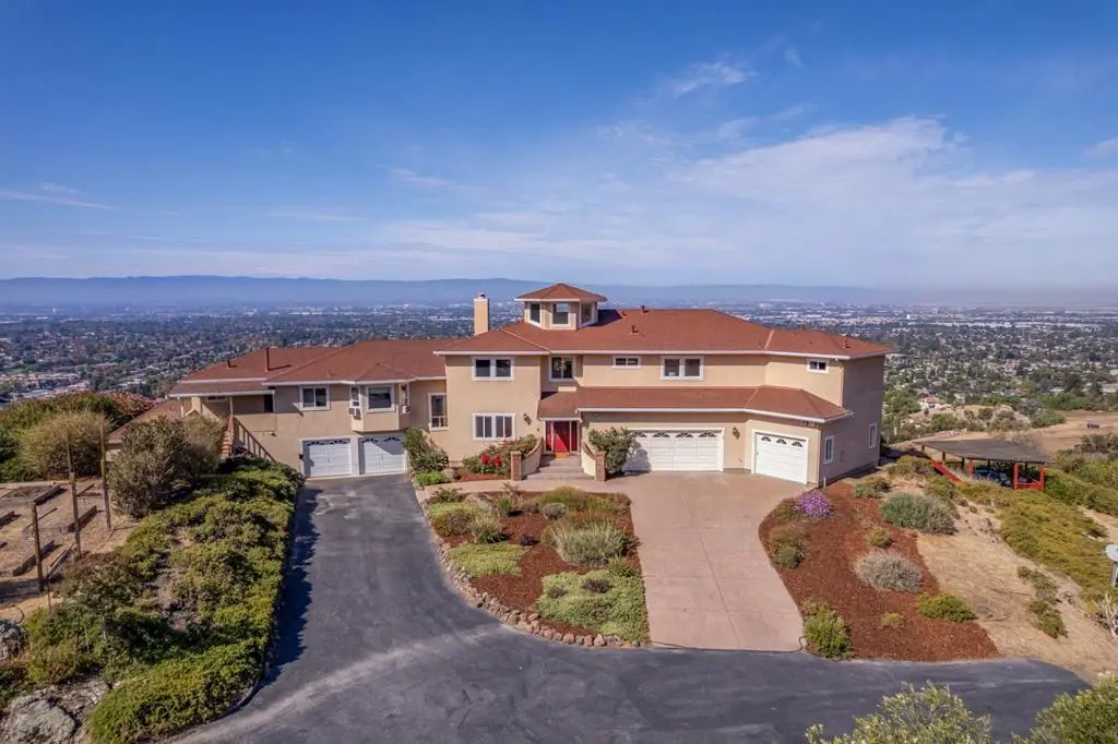 Ocean View Homes in San Jose