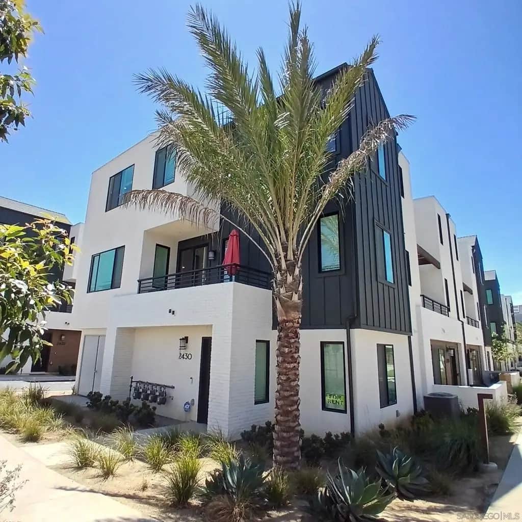 2430 Cascalote Loop, San Diego, CA — listing photo 1