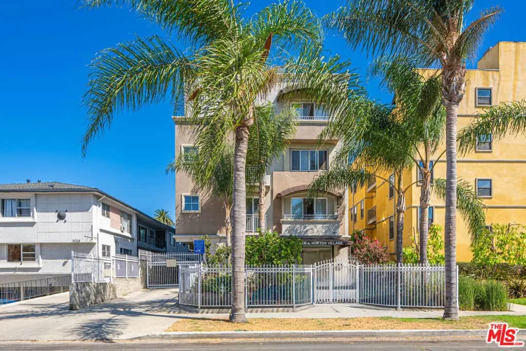 1030 S Norton Avenue 5, Los Angeles, CA — listing photo 1