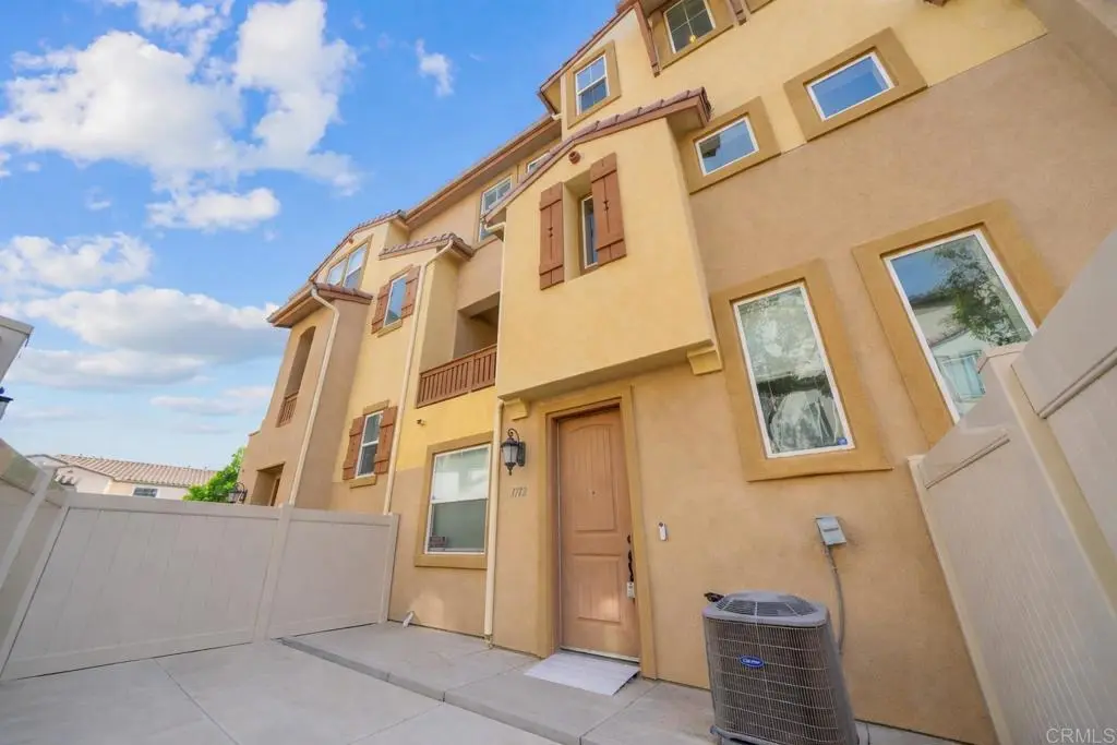 1712 San Francisco, San Diego, CA — listing photo 1
