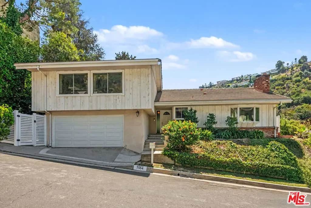 7554 Devista Drive, Los Angeles, CA — listing photo 1