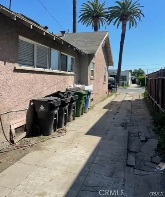 207 E 94th, Los Angeles, CA — listing photo 1