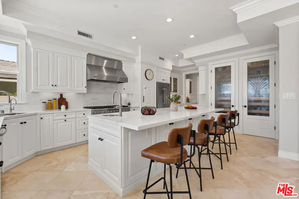 6468 Wynkoop Street, Los Angeles, CA — listing photo 1