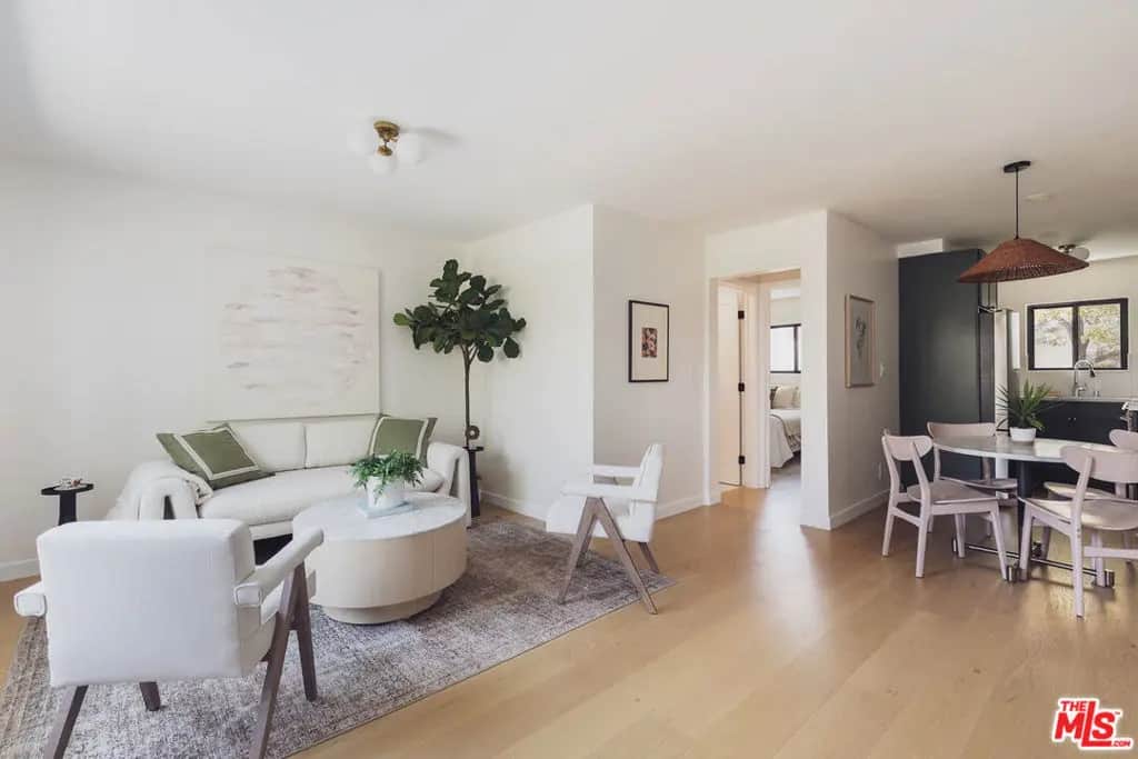 4412 Finley Avenue 2, Los Angeles, CA — listing photo 1