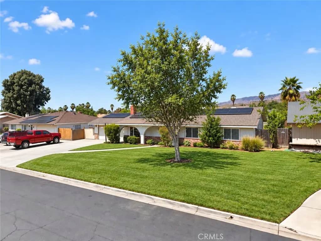 41420 Dixon, Hemet, CA — listing photo 1