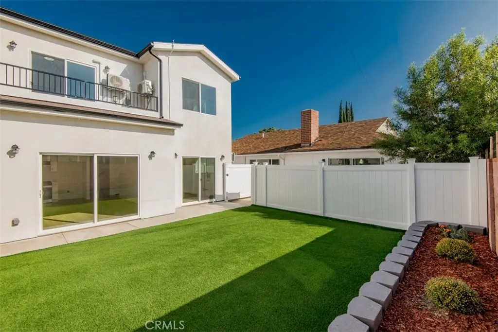 16433 Gledhill Street, North Hills, CA — listing photo 1