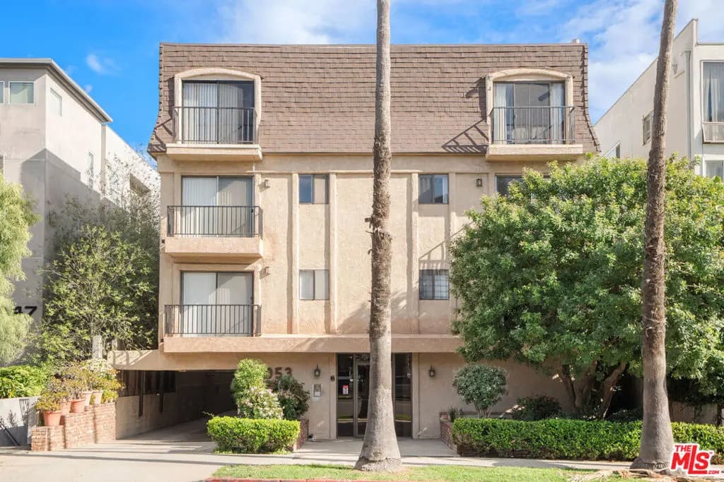 953 4th Street 300, Santa Monica, CA — listing photo 1