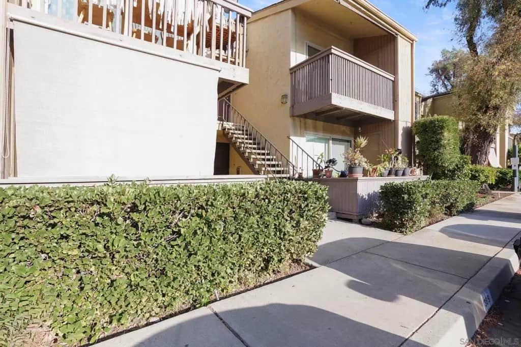 6064 Rancho Mission Rd 450, San Diego, CA — listing photo 1