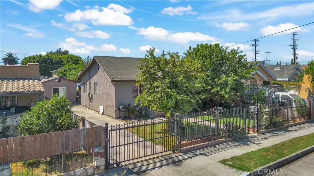 8711 S Fir, Los Angeles, CA — listing photo 1