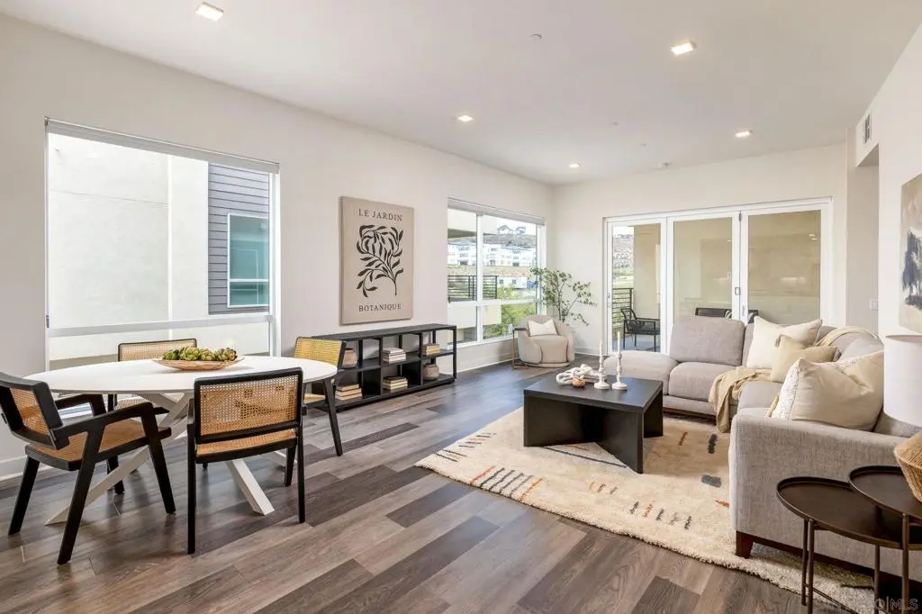 2420 Community Ln 34, San Diego, CA — listing photo 1