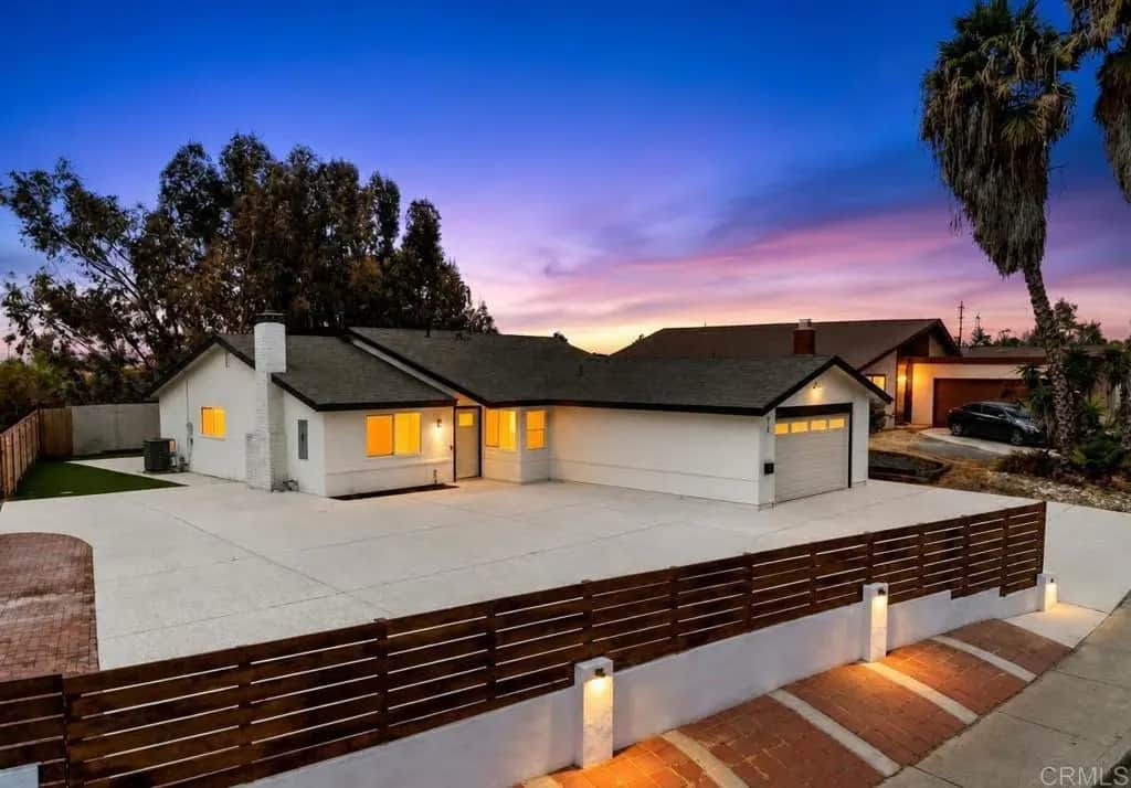 1576 Larkhaven Drive, Chula Vista, CA — listing photo 1