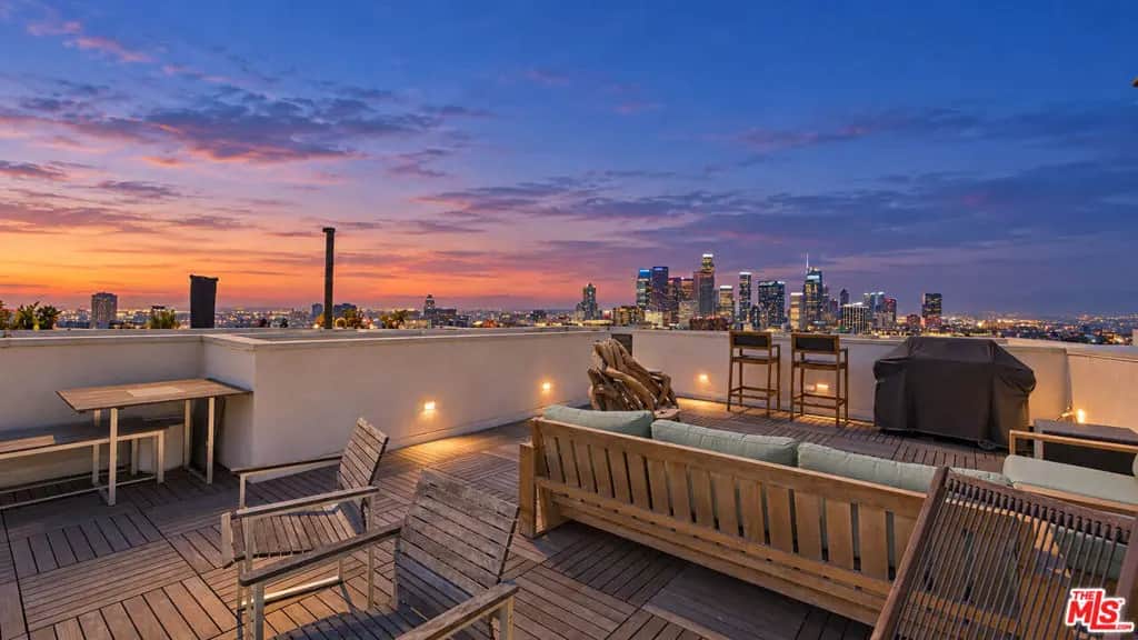 1035 N White Knoll Drive, Los Angeles, CA — listing photo 1