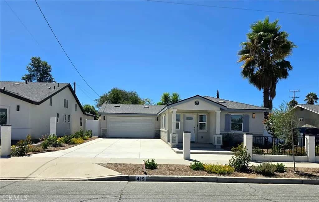 419 W Devonshire Avenue, Hemet, CA — listing photo 1