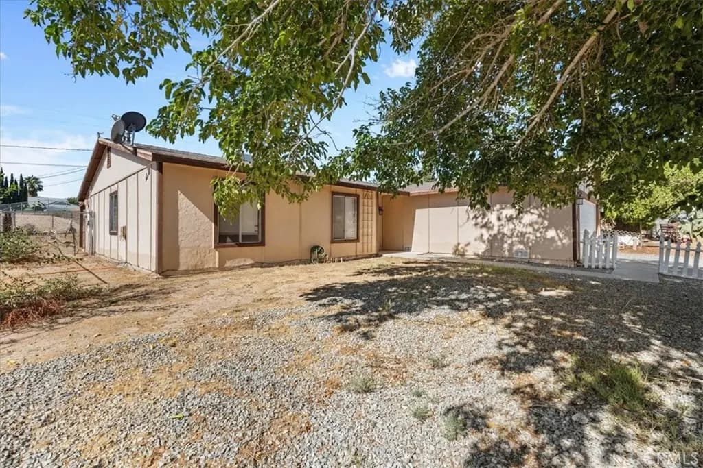 16070 Andover Dr, Victorville, CA — listing photo 1