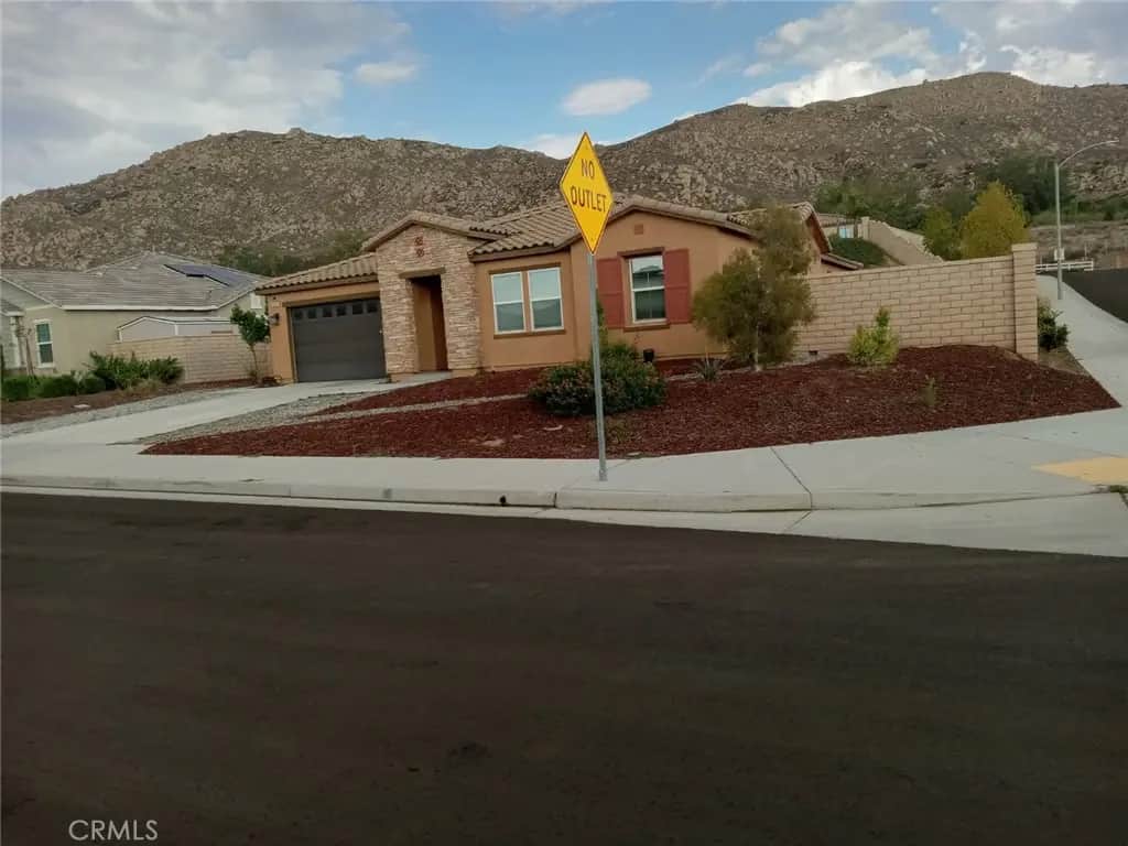 10552 Sunnymead Crest, Moreno Valley, CA — listing photo 1