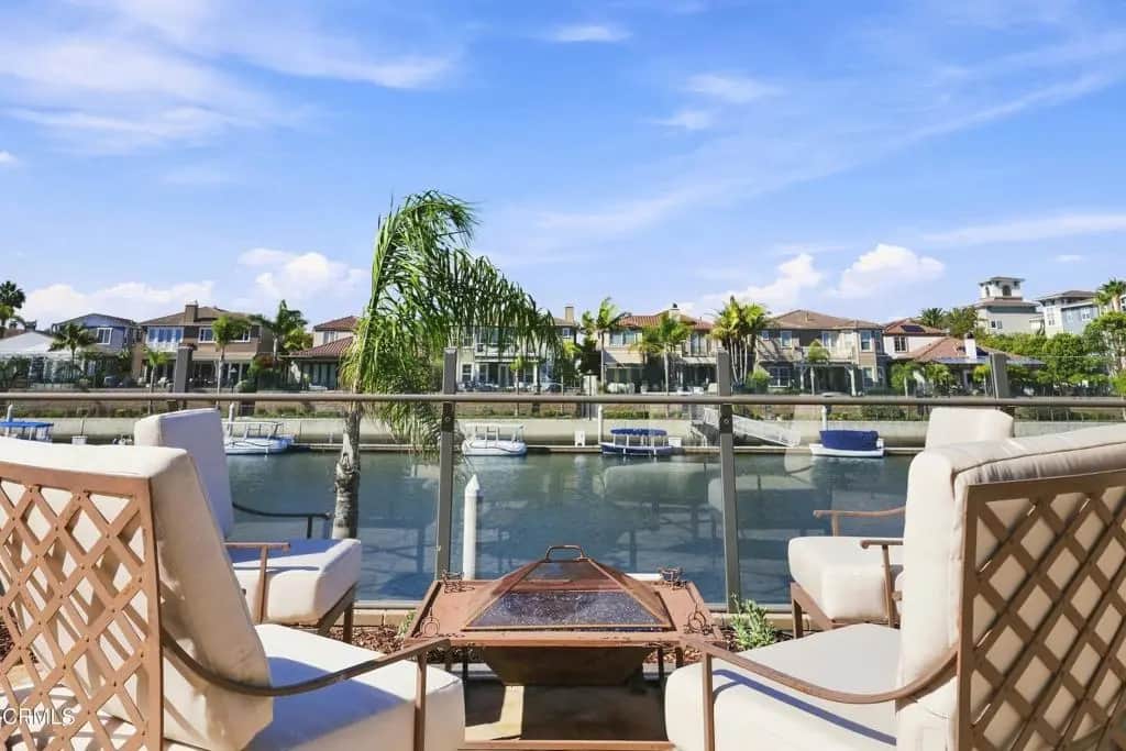 4061 Farralon Way, Oxnard, CA — listing photo 1