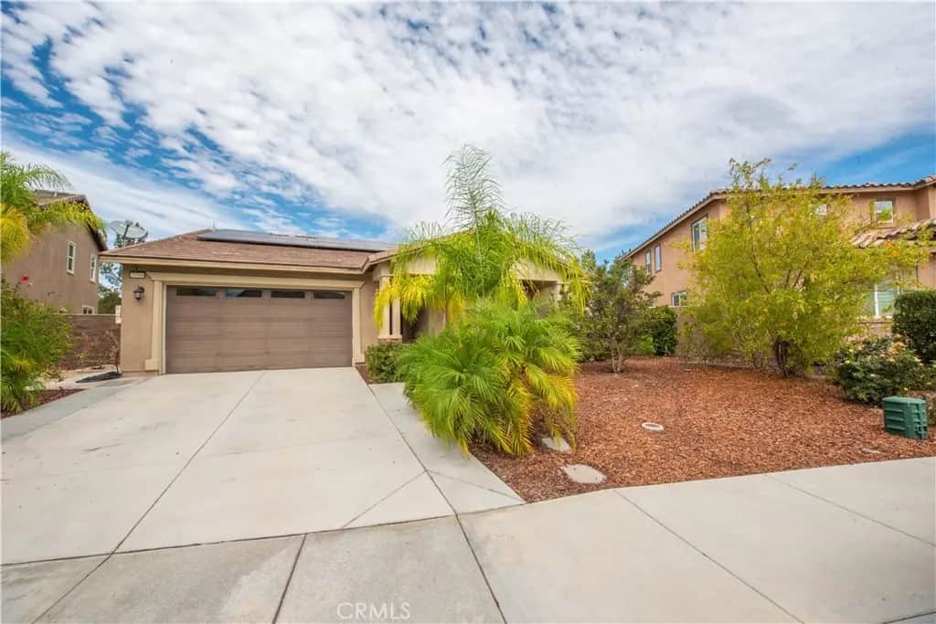 29306 Royal Aberdeen, Lake Elsinore, CA — listing photo 1
