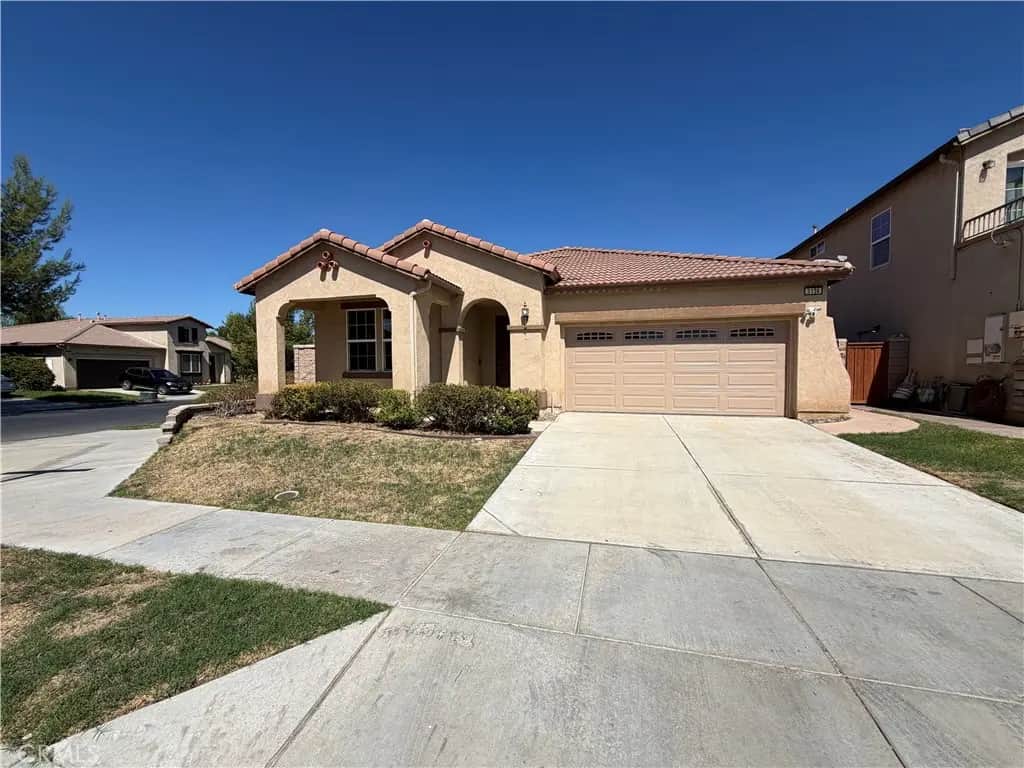 3136 Hibiscus, Hemet, CA — listing photo 1