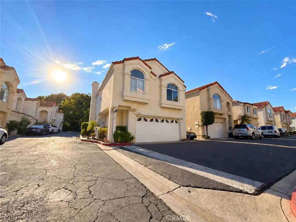 9141 Vincente Way, Los Angeles, CA — listing photo 1