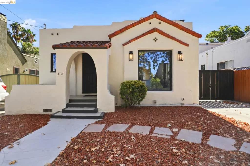 1359 Elm St, Pittsburg, CA — listing photo 1